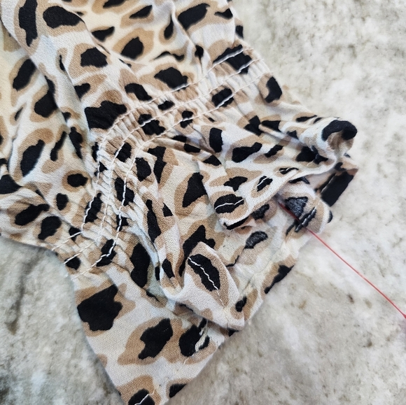 Takara Leopard Print Blouse Size S | Button Down Ruched Sleeve Animal Print Top - Picture 4 of 7